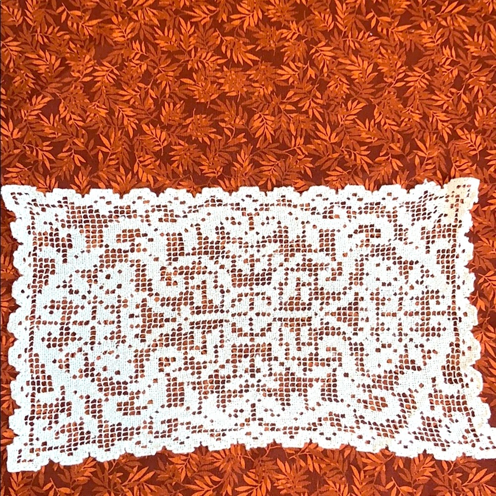 Hand Crafted Matching Vintage Tatted Doilies Upcycle Art Decor Grannycore Vibe - Picture 3 of 4